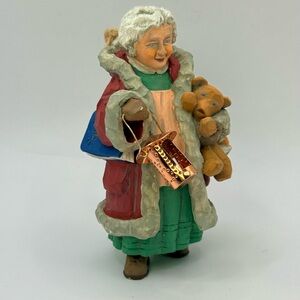 Hallmark Showcase Mrs Claus Folk Art Americana Collection Ornament 1996